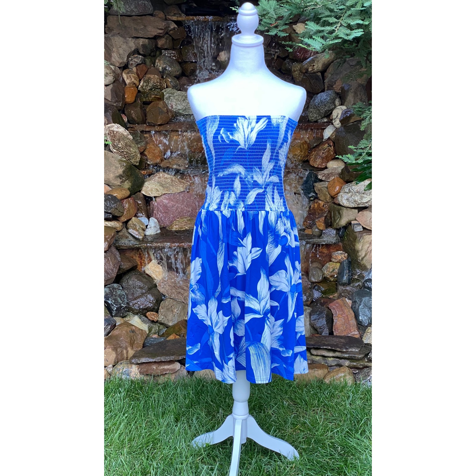 Banana Boat Sundress Size Medium Blue Floral Tube Top Dress Upf 50+ Bb855 New
